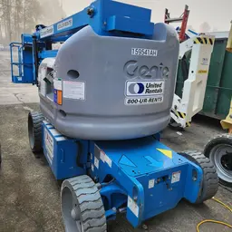 2015 Genie Z-40N Articulating Boom Lift