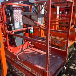 2016 Skyjack SJ12 Self-Propelled One-Person Lift