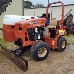 2017 Ditch Witch RT45 Ride-On Trencher