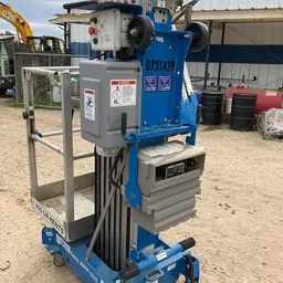 2018 Genie AWP-30SDC Pusharound Lift