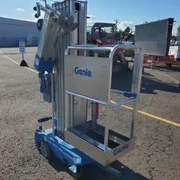 2018 Genie AWP-30SDC Pusharound Lift