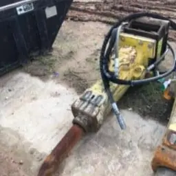 2017 Atlas Copco SB 452 Attachment