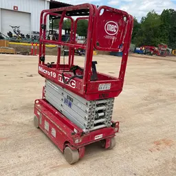 2018 MEC MICRO 19 Scissor Lift