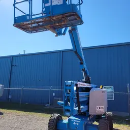 2013 Genie Z-45/25J IC Articulating Boom Lift