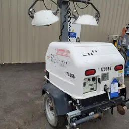 2016 Allmand NL5000 Towable Light Tower