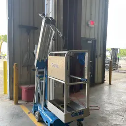 2018 Genie AWP-40SDC Pusharound Lift