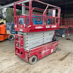 2017 MEC 4046SE Scissor Lift