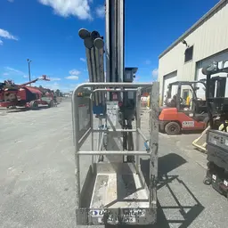 2018 Genie AWP-40SDC Pusharound Lift