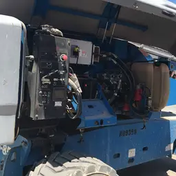 2015 Genie S-85 Boom Lift