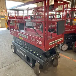 2018 Skyjack SJIII3220 Scissor Lift