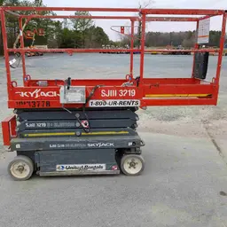 2013 Skyjack SJIII3219 Scissor Lift
