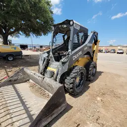 2017 John Deere 318G Track Loader