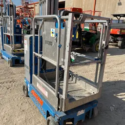 2016 Genie GR-20 Self-Propelled One-Person Lift