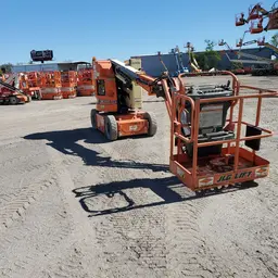 2014 JLG E300AJP Articulating Boom Lift