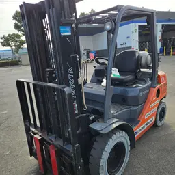 2019 Toyota 8FGU25 Warehouse Forklift