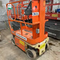 2016 JLG 1230ES Self-Propelled One-Person Lift