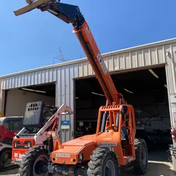 2015 SKYTRAK 8042 Forklift