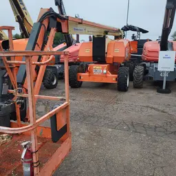 2016 JLG 800AJ Articulating Boom Lift
