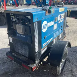 2020 Miller Welders Big Blue 300R Welder