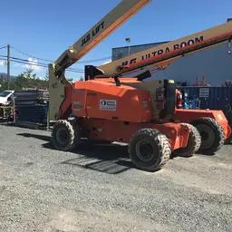 2013 JLG 800AJ Articulating Boom Lift