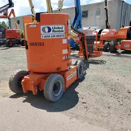 2013 JLG E300AJP Articulating Boom Lift