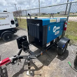 2020 Miller Welders Big Blue 300R Welder