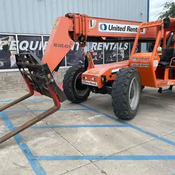 2014 SKYTRAK 6042 Forklift
