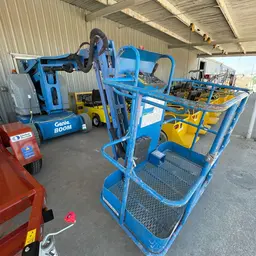 2016 Genie Z-34/22N Articulating Boom Lift