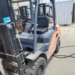 2016 Toyota 8FDU30 Warehouse Forklift