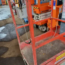 2016 Skyjack SJ12 Self-Propelled One-Person Lift