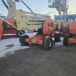 2014 JLG 450AJ Articulating Boom Lift