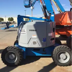 2016 Genie Z-34/22 IC Articulating Boom Lift