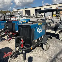 2021 Miller Welders Big Blue 300R Welder