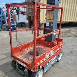 2015 Skyjack SJ12 Self-Propelled One-Person Lift