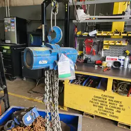 2022 JD NEUHAUS 3T-6T Hoist