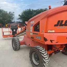 2016 JLG 400S Boom Lift