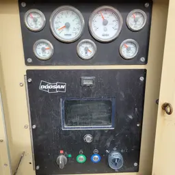 2013 Doosan HP1600WCU-IQ Air Compressor
