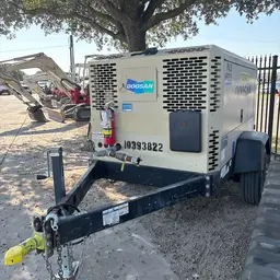 2015 Doosan P425/HP375WCUT4 Air Compressor