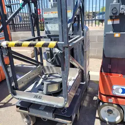 2013 JLG 20MVL Self-Propelled One-Person Lift