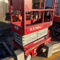 2016 MEC 1330SE Scissor Lift