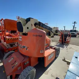 2015 JLG E400AJPN Articulating Boom Lift