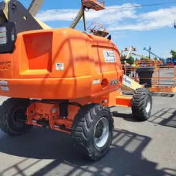 2014 JLG 400S Boom Lift