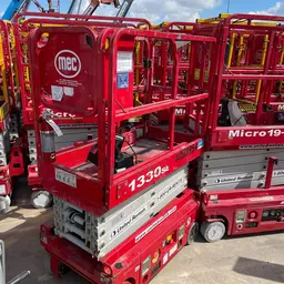 2016 MEC 1330SE Scissor Lift