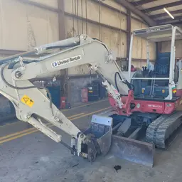 2017 Takeuchi TB240 Mini Excavator