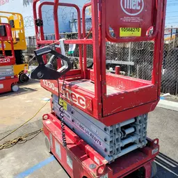 2017 MEC 1330SE Scissor Lift