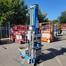2018 Genie AWP-36SDC Pusharound Lift