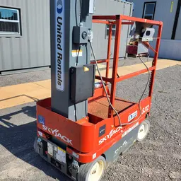 2018 Skyjack SJ12 Self-Propelled One-Person Lift