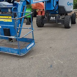 2015 Genie Z-62/40J Articulating Boom Lift