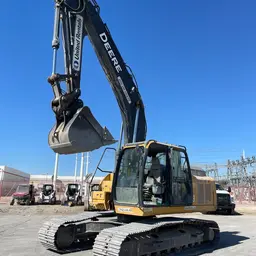 2018 John Deere 210G LC Excavator
