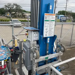 2018 Genie AWP-40SDC Pusharound Lift
